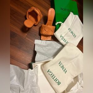 Bottega Venetta mules